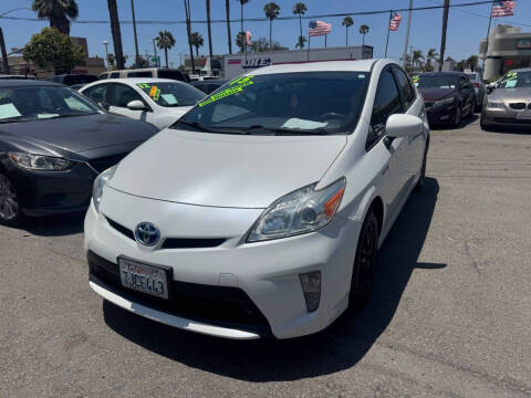 2015 Toyota Prius Two