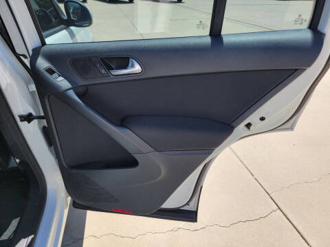 2017 Volkswagen Tiguan 2.0T Limited S