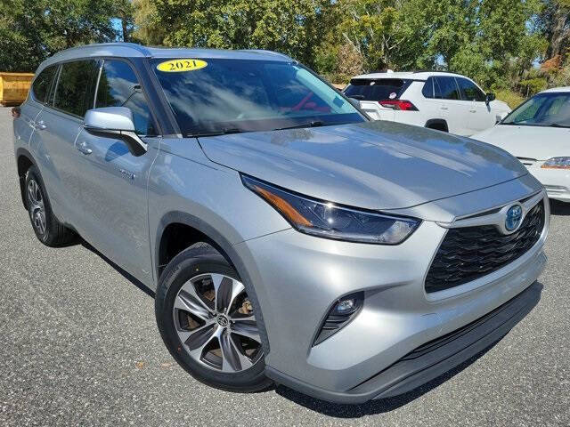 2021 Toyota Highlander Hybrid XLE