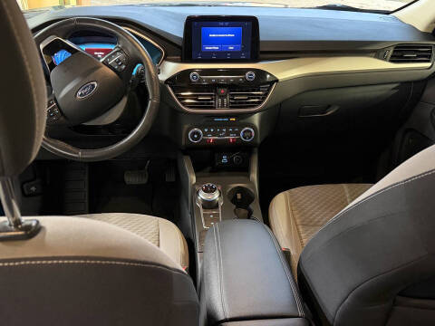 2020 Ford Escape Hybrid SE Sport