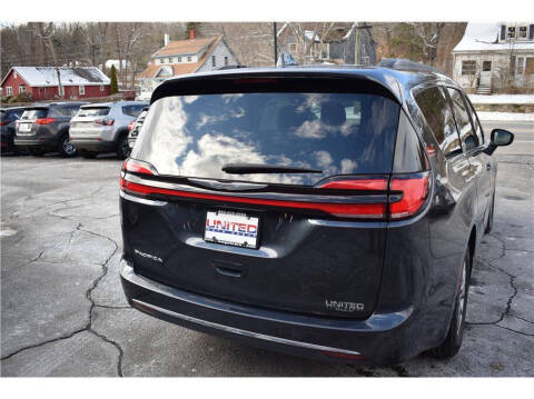 2021 Chrysler Pacifica Touring