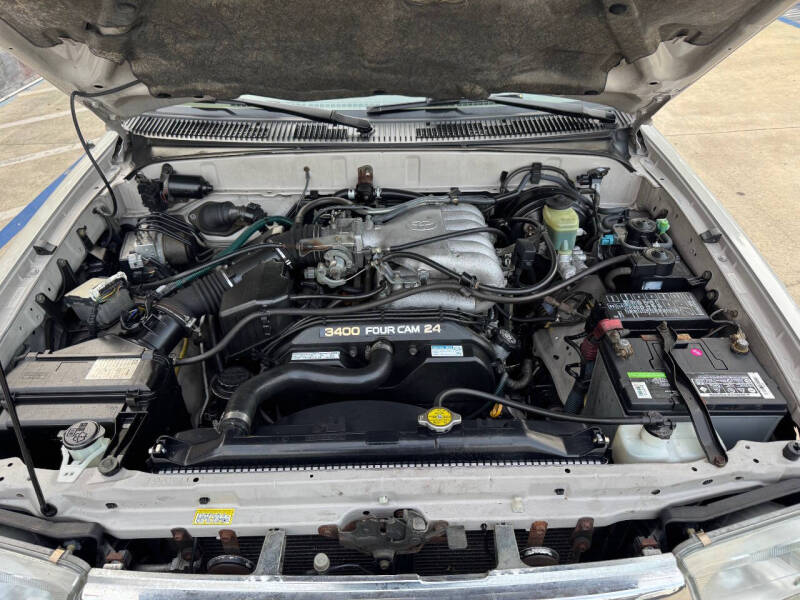 1999 Toyota 4Runner SR5