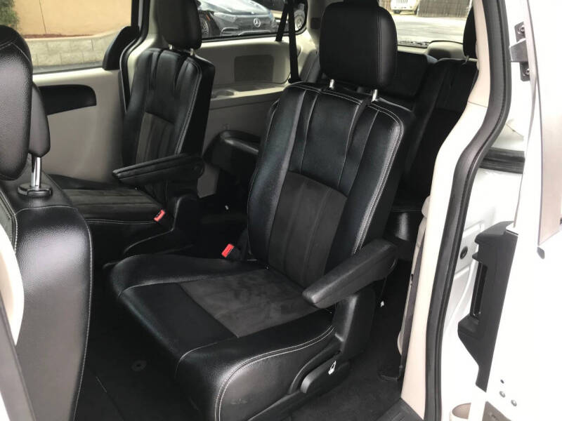 2020 Dodge Grand Caravan SXT