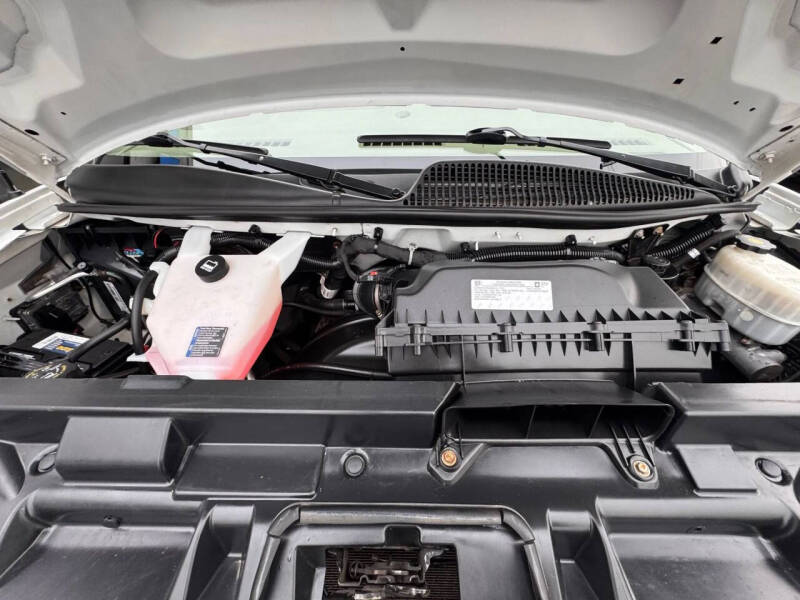 2019 Chevrolet Express 2500