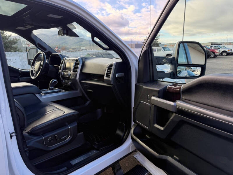 2015 Ford F-150 Platinum