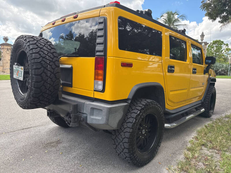 2004 HUMMER H2 Lux Series