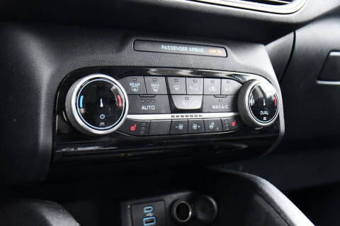 2022 Ford Escape Hybrid SEL