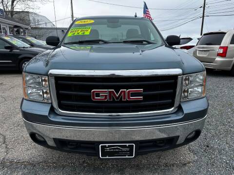 2007 GMC Sierra 1500 for sale at Cape Cod Cars & Trucks in Hyannis MA