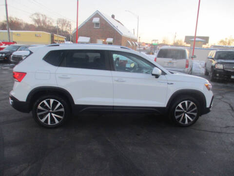 2023 Volkswagen Taos SE 4Motion