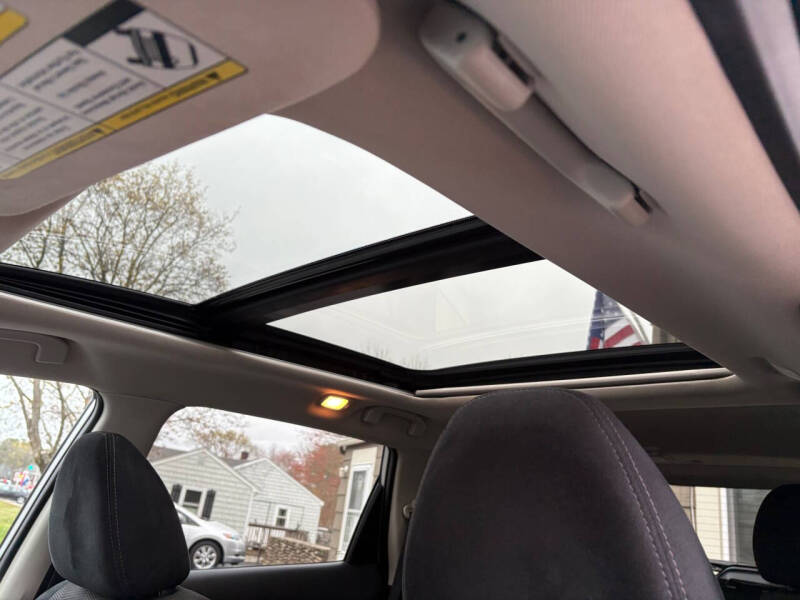 2015 Nissan Rogue SV