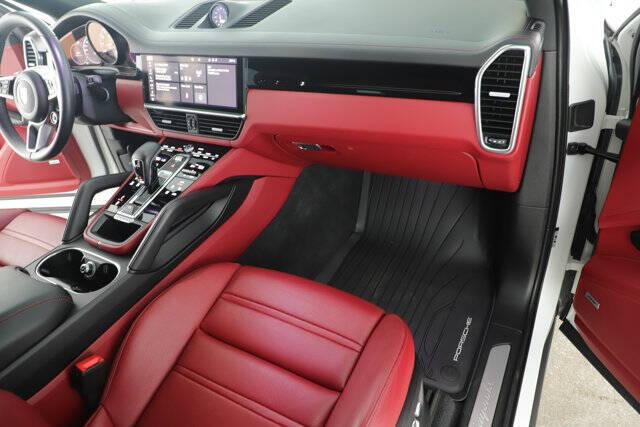 2021 Porsche Cayenne Coupe