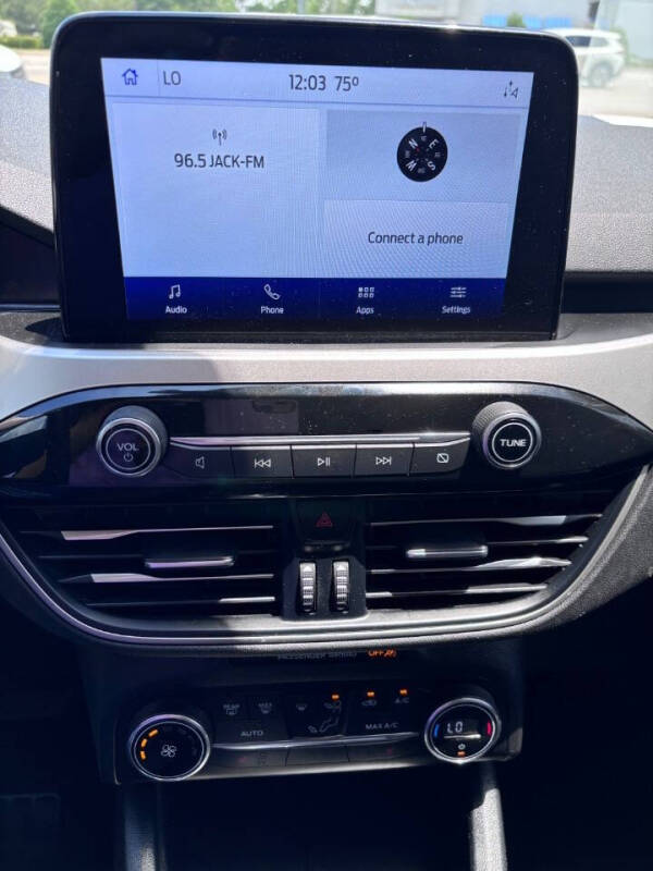 2020 Ford Escape SE