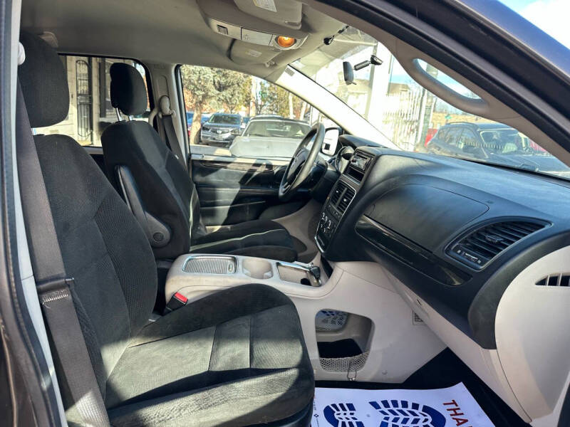 2016 Dodge Grand Caravan SXT