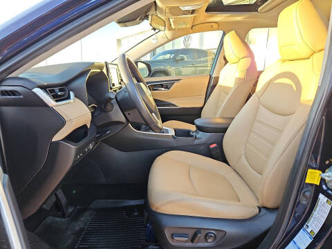 2022 Toyota RAV4 XLE Premium