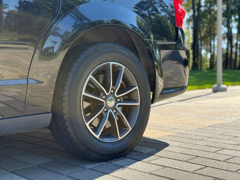 2017 Dodge Grand Caravan SXT