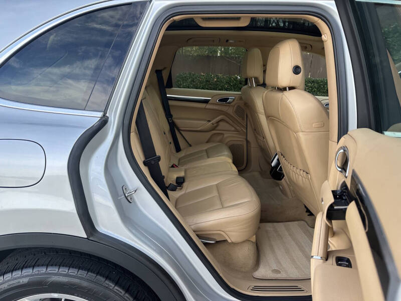 2013 Porsche Cayenne Tiptronic