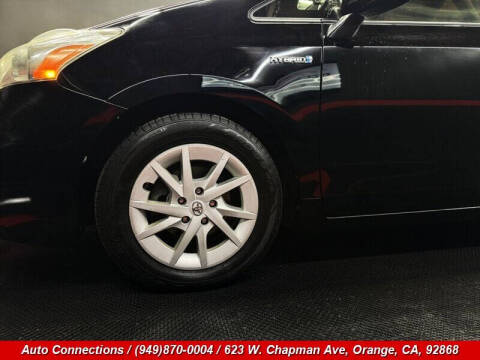 2012 Toyota Prius v Two