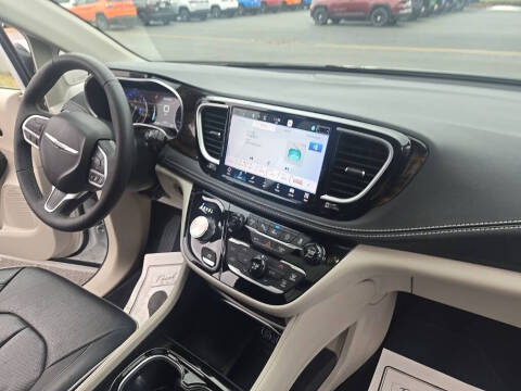 2023 Chrysler Pacifica Limited