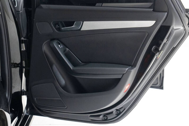 2016 Audi A4 2.0T quattro Premium