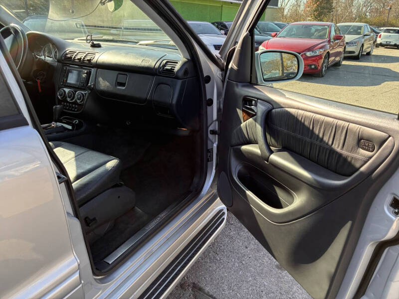 2005 Mercedes-Benz M-Class ML 350