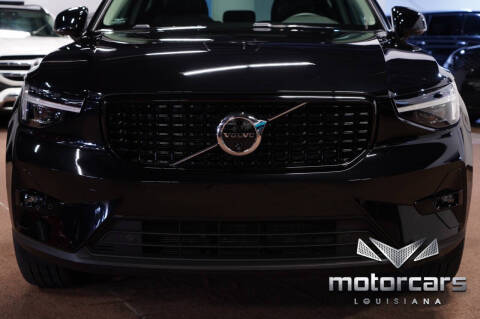 2024 Volvo XC40 B5 Plus Dark Theme