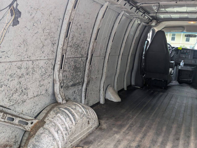 2016 GMC Savana 2500