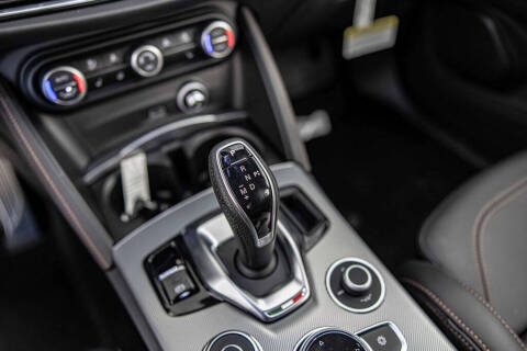 2025 Alfa Romeo Stelvio