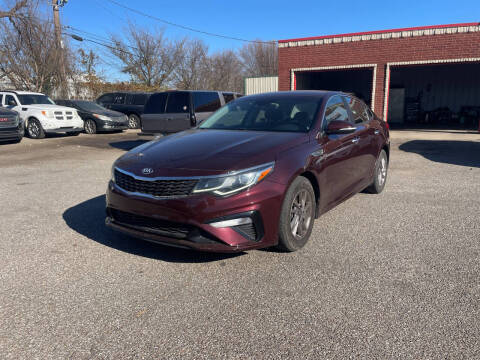 2020 Kia Optima for sale at Family Auto Finance OKC LLC in Oklahoma City OK