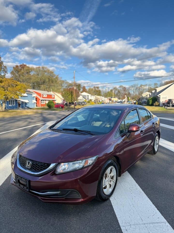 2013 Honda Civic LX's photo