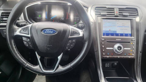 2020 Ford Fusion Energi Titanium