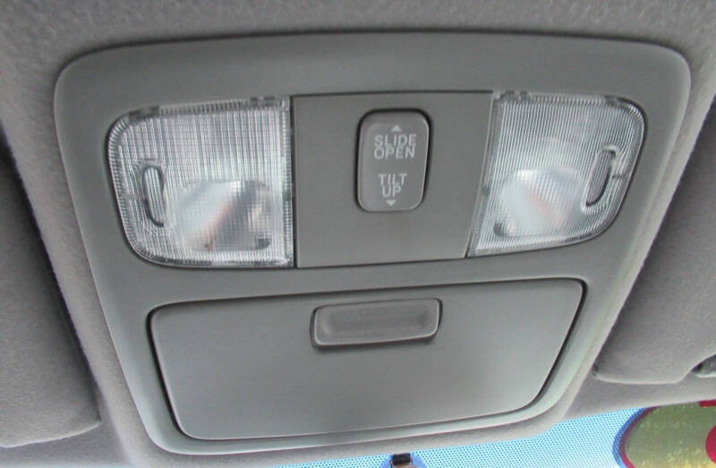 2005 Toyota Camry Solara SE