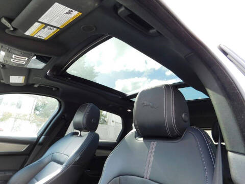 2025 Jaguar F-PACE P250 R-Dynamic S