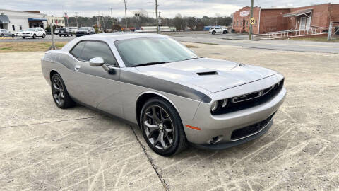 2018 Dodge Challenger SXT Plus