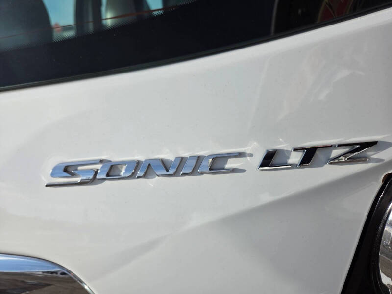 2015 Chevrolet Sonic LTZ Auto