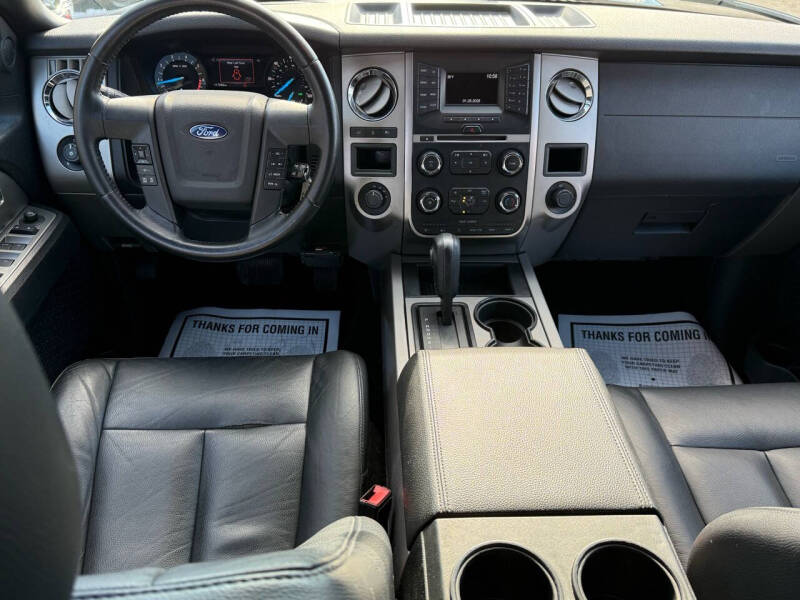 2017 Ford Expedition XLT