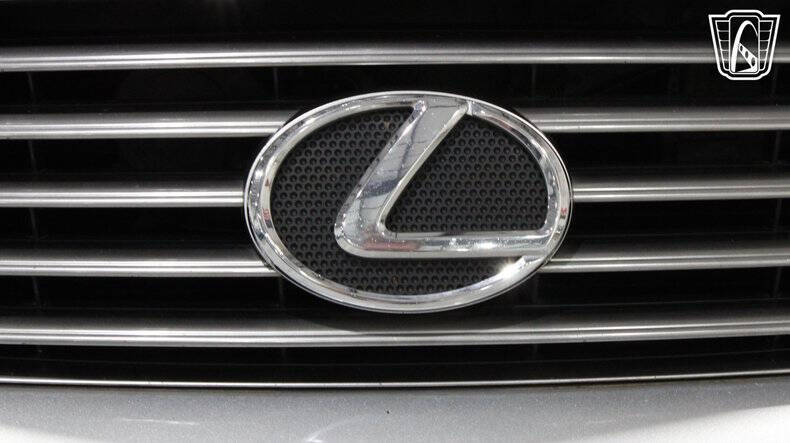 2002 Lexus SC 430