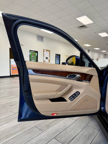 2011 Porsche Panamera