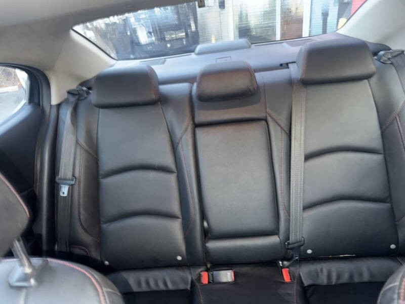 2015 Mazda MAZDA3 s Touring