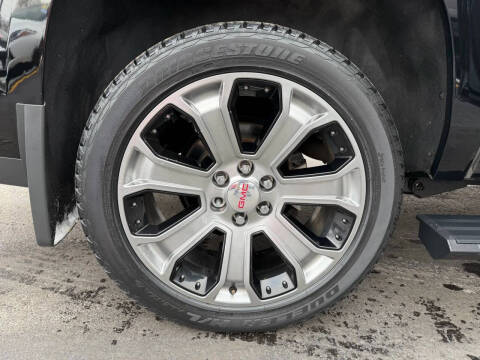 2017 GMC Yukon XL Denali