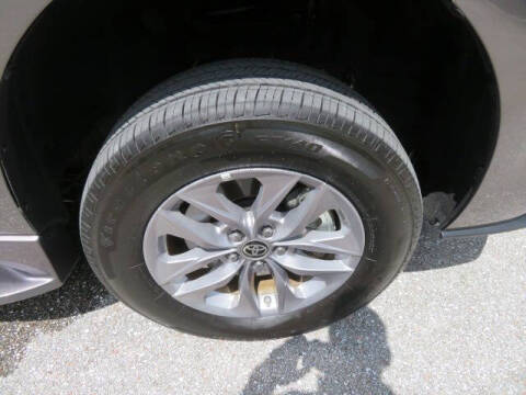 2024 Toyota Sienna XLE 7-Passenger