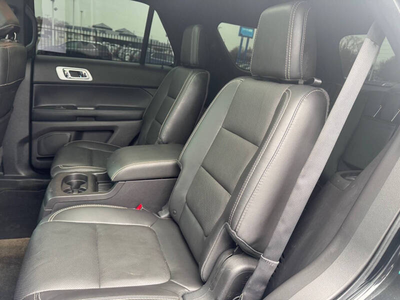 2014 Ford Explorer Sport