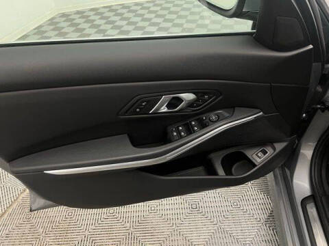 2025 BMW 3 Series 330i xDrive