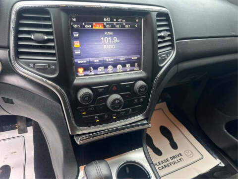 2017 Jeep Grand Cherokee Altitude