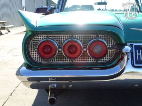 1960 Ford Thunderbird