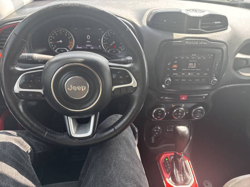 2017 Jeep Renegade Trailhawk