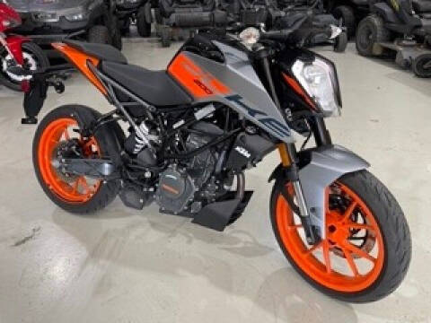 2023 KTM 200 Duke