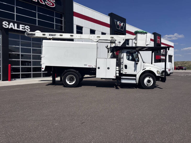 2007 Freightliner M2 106