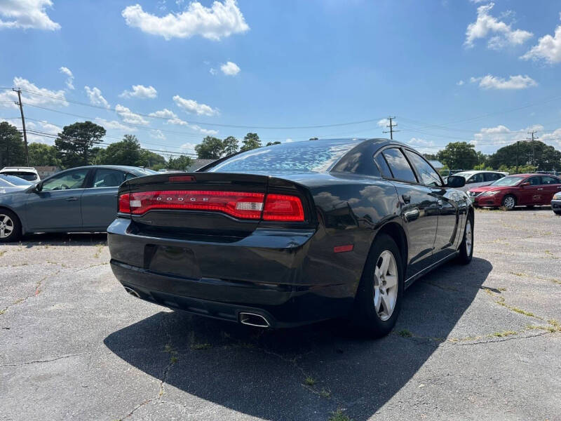 2014 Dodge Charger SE