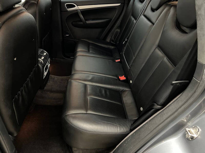 2005 Porsche Cayenne Turbo