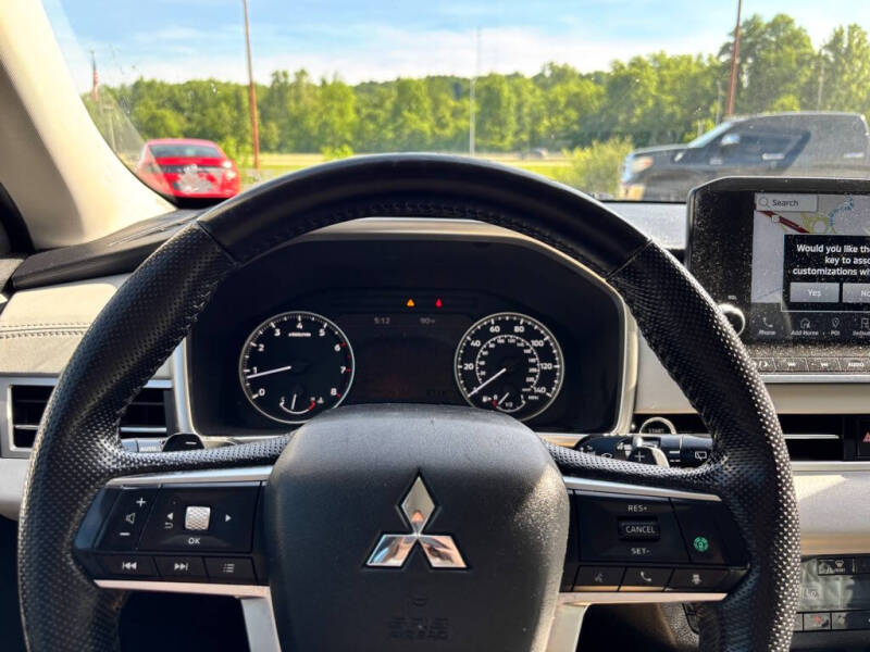 2022 Mitsubishi Outlander SEL